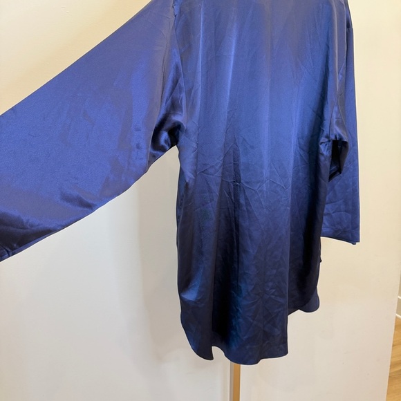 Vintage!! Christian Dior Women's Blue Nightgown L Silky Embroidered Button Front - Picture 10 of 10